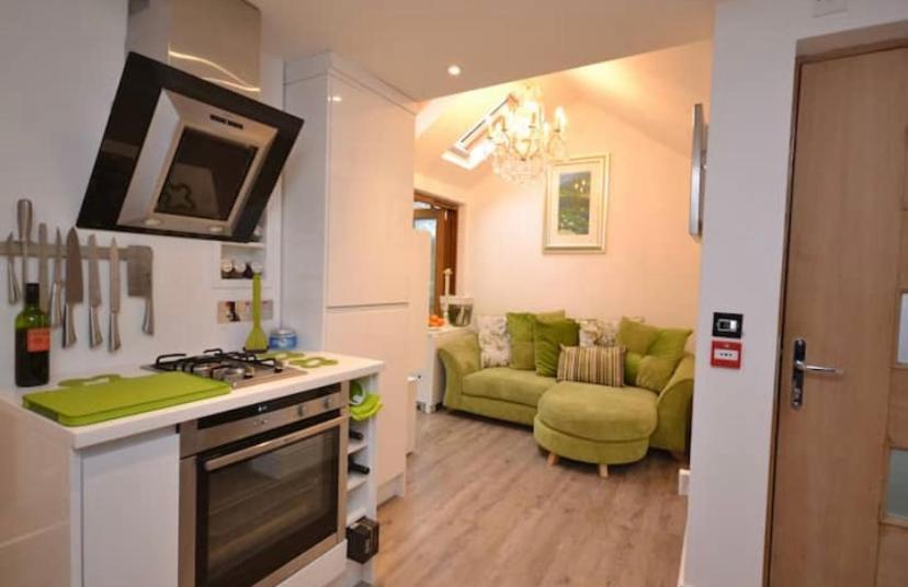 Compact, Central Apartment, Dog Friendly. Kingsbridge  Εξωτερικό φωτογραφία